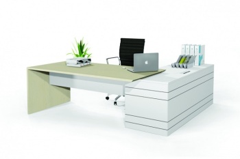 Envoy Executive Desk