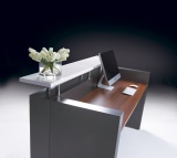 Hugo Reception Desk